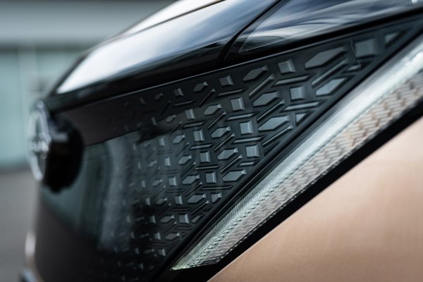 nissan-ariya-exterior-18.jpg